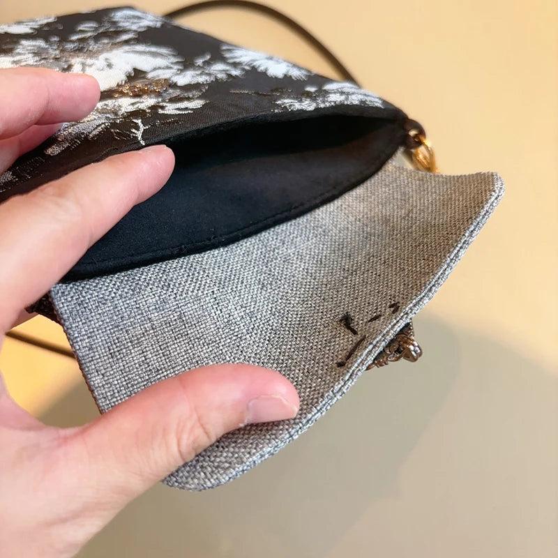 Small Celllphone Bags Chinese National Silk Embroidery Vertical Model Crossbody Bag