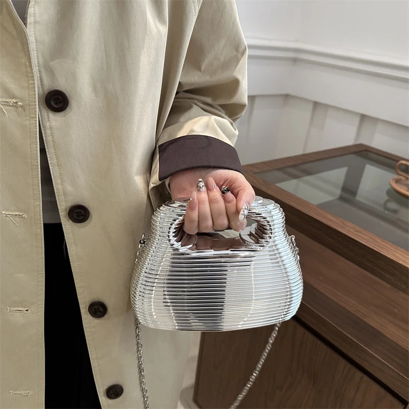 Fashion new mini bag femlae messenger crossbody bags ladies handbags and purses luxury designer bag small purse tote chains bags