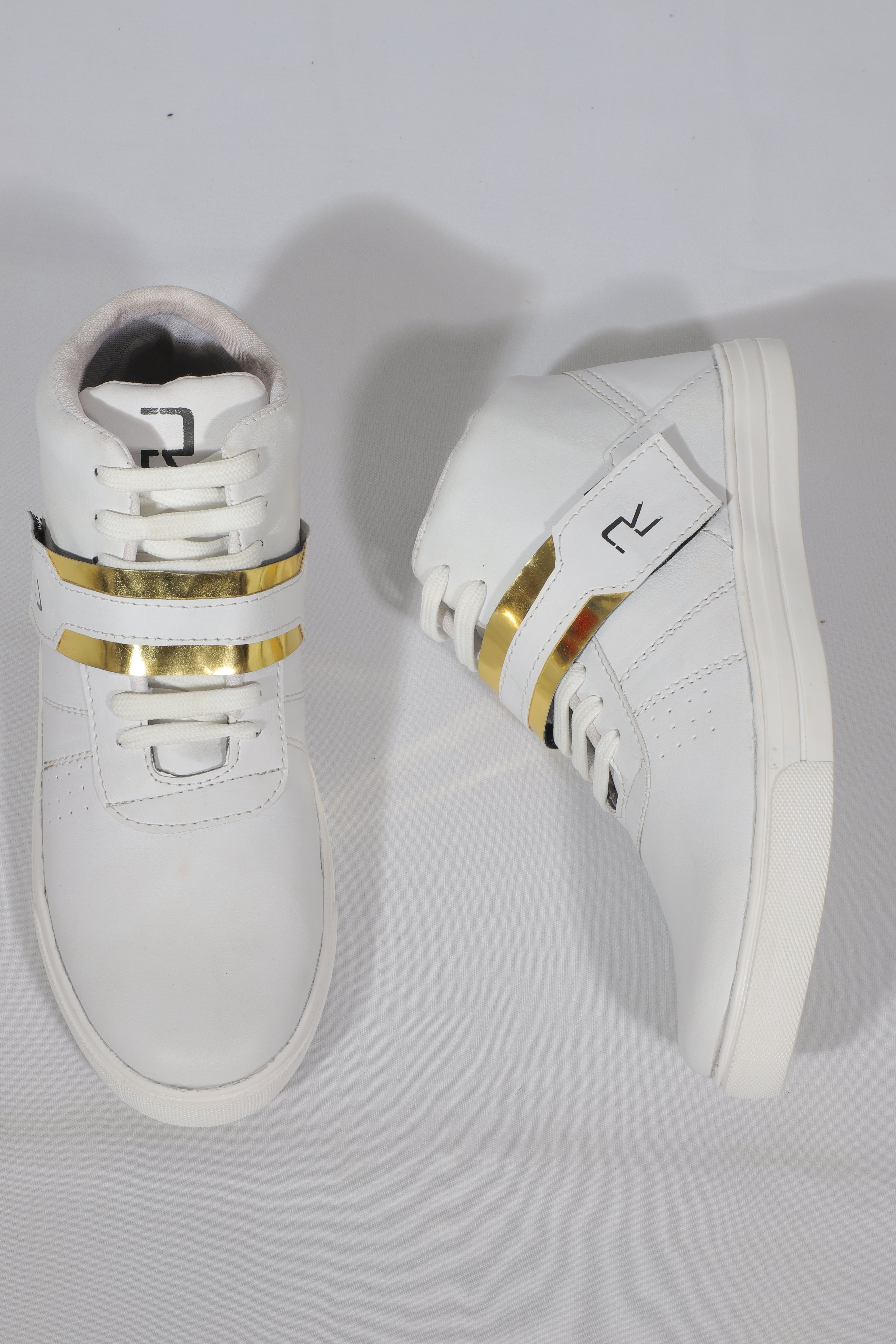 White with Gold Strip Leather Casual Shoes (Size-8 UK)